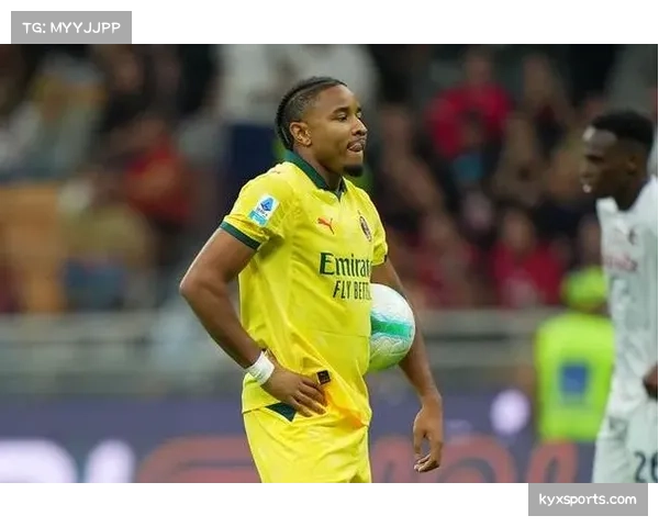 恩昆库头球中柱险破门 AC米兰惊险躲过失球危机